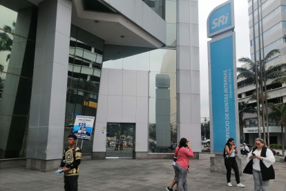 Entidad.- El exterior del edificio del SRI en Guayaquil.