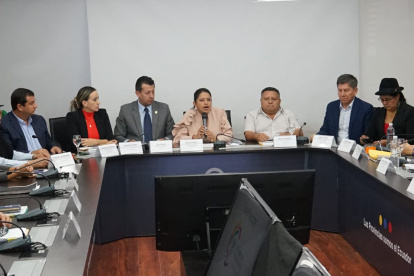 16 prefectos y tres viceprefectos asistieron a la reunión en la Asamblea.
