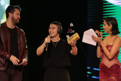 Premios REM: Alex Ponce arrasó con los premios.