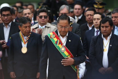 El presidente de Bolivia Luis Arce participa durante la conmemoración de los 145 años de la perdida del acceso al mar este viernes 22 de marzo de 2024, en La Paz (Bolivia).