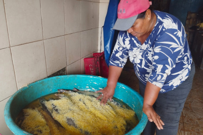 Actividad. En Semana Santa se vende más el pescado salado.