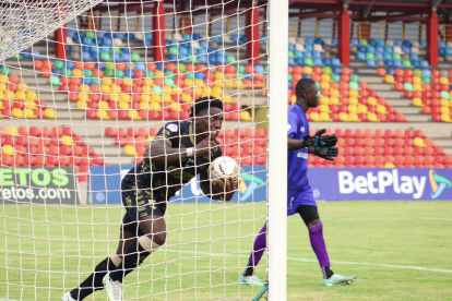 El delantero Roberto La Tuka Ordóñez volvió a anotar en el fútbol colombiano