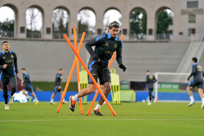 El seleccionado argentino Rodrigo De Paul en uno de los últimos entrenamientos en Estados Unidos.