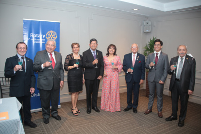 Eduardo Abril, Héctor Plaza, Patricia de Rubio, Iván Rubio, Gina Vélez de Paredes, Germán Yépez, Miguel Bailón y Jorge Salcedo.