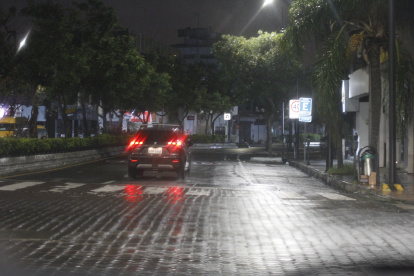 Guayaquil es una de las ciudades donde rige el toque de queda.
