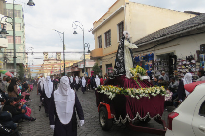 En la ciudad de Riobamba se impulsa además de los destinos turísticos, actividades litúrgicas.