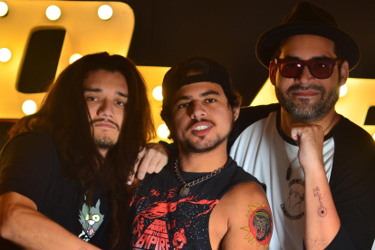 John Villamar (bajo), Fa Paredes (guitarra y voz) y Ney Suárez (batería) forman el power trío Ludovico.