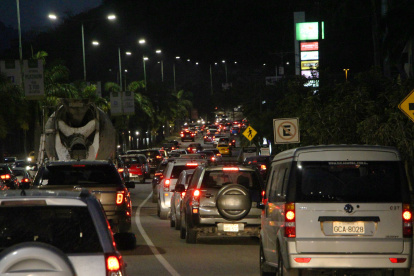 2. Tránsito. Nuevas vías se han creado en el sector, sin embargo, el tráfico suele ser lento