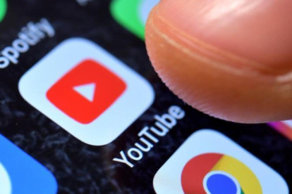 YouTube busca competir en videos cortos con TikTok.