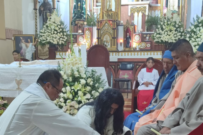 El acto trató de retratar la humildad de Cristo con las personas mientras estuvo en la tierra.