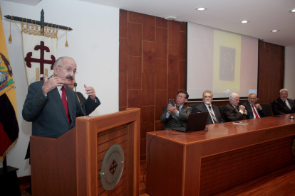 Miguel Palacios dio a conocer el libro