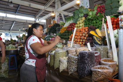 Plaza.- Uno de los mercados municipales de Guayaquil.