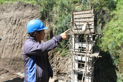 Armero de Ascázubi. Cuando ocurrió el aluvión en La Comuna y La Gasca, esta quebrada se taponó.