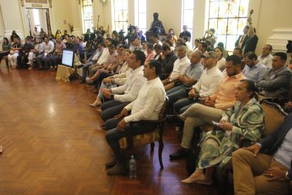 Reunión. Este lunes 01 de abril se dio una cita entre los alcaldes de la provincia del Guayas por parte del Ministerio del Interior para pedir su intervención en seguridad.