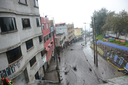 El aluvión de este 2 de abril ya deja un muerto registrado por la Policía.
