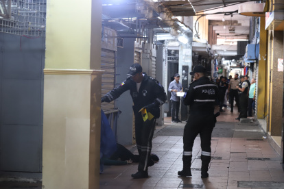 El hecho ocurrió en el centro de Guayaquil, cerca de la bahía.