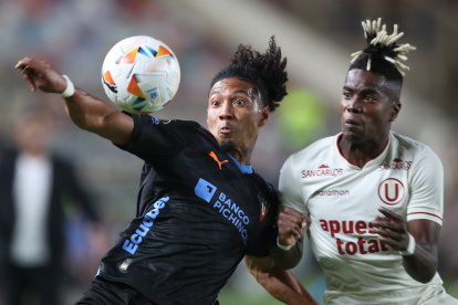 Liga de Quito perdió ante Universitario en su debut en la fase de grupos de Copa Libertadores.