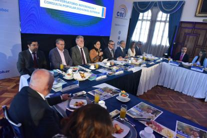 El simulacro sobre la consulta popular y el referéndum será el 6 y 7 de abril, en el exterior y Ecuador.