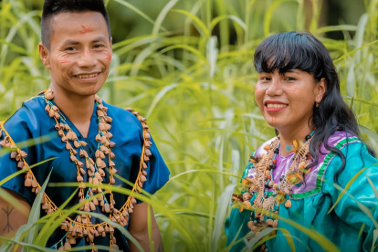 Nueva Loja. Dos de los jóvenes habitantes de la región amazónica.