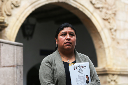 La directora del museo de etnógrafa y folclore Elvira Espejo