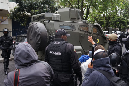 Jorge Glas fue llevado a la cárcel de máxima seguridad, La Roca.