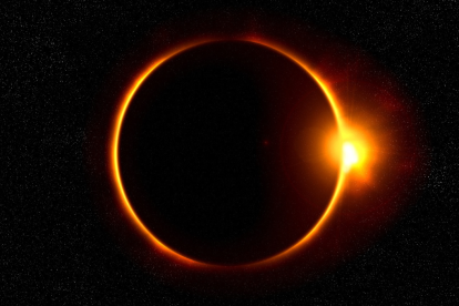 Referencial. Eclipse solar total.