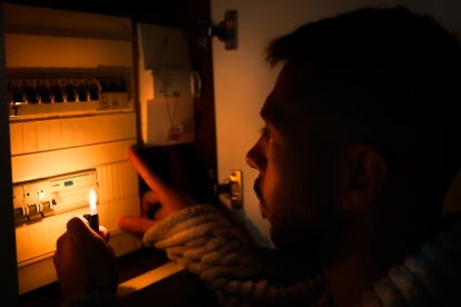 Referencial. La falla eléctrica generó malestar entre los usuarios de Guayaquil.