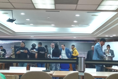 Muñoz aseguró que el presidente Guillermo Lasso le invitó a un almuerzo junto con los representantes del poder judicial.