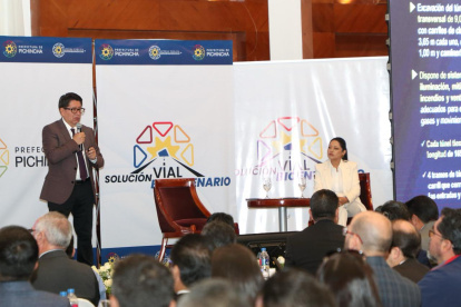 Paola Pabón presentó el proyecto a inversionistas nacionales y extranjeros.