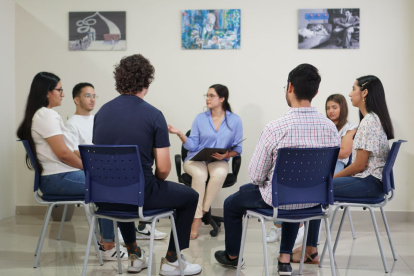 Requisitos. Es fundamental que el psicólogo se exprese oral y escrito de modo correcto, adecuado y claro.