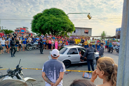 El Empalme. Decenas de personas quedaron conmocionadas por el asesinato de los dos hombres.