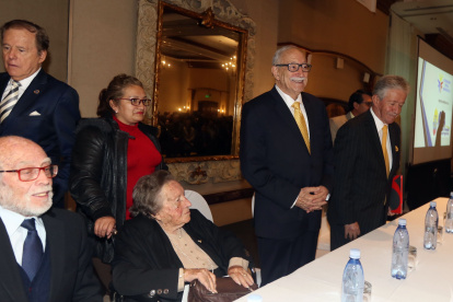 Foto referencial de un homenaje a los integrantes de la Comisión Nacional Anticorrupción, en 2016, en Quito.