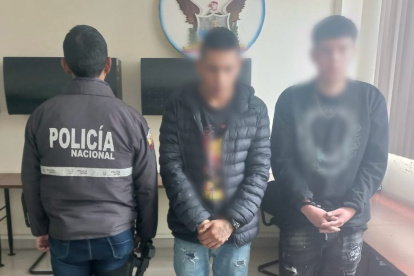 Detención. Dos de los detenidos que intentaban pasar la droga.