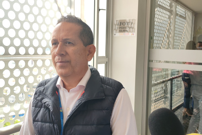 Benítez es legislador por Santo Domingo y es aliado de la bancada del PSC.