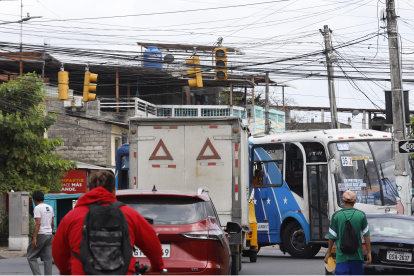 En el sector de la 25 y la G, en Guayaquil, se registraron atascos durante toda la mañana.