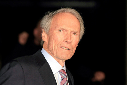 El actor y director estadounidense Clint Eastwood en su llegada a la presentación de la película "15:17 Tren a París" en 2018.