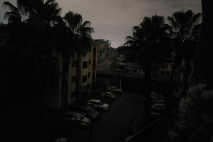 Así amanecieron varios sectores de Guayaquil este 17 de abril.