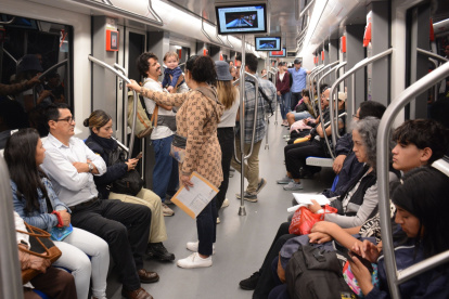 El inconveniente de los usuarios es la falta de aire acondicionado en los trenes del Metro