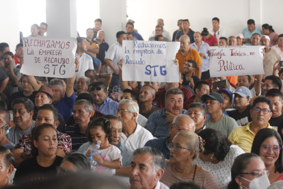 Reunión de transportistas desconociendo la autoridad del Presidente de FETUG.