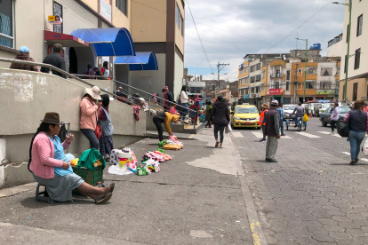 La municipalidad ha implementado varios controles y estrategias para disminuir la venta informal