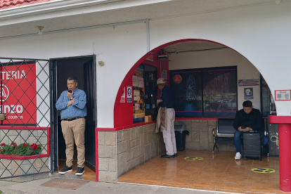 Un grupo de 25 pasajeros fueron víctimas de un asalto en el kilómetro 26, en Durán, cuando se dirigían hacia la ciudad de Cuenca