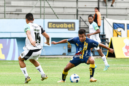 Delfín está en la parte baja de la tabla de posiciones.