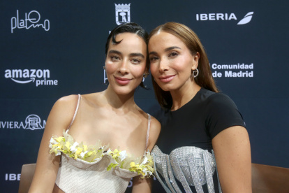 Esmeralda Pimentel y Majida Issa
