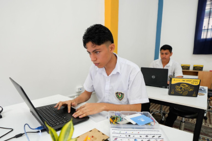 El proceso de matriculación en las escuelas y colegios fiscales del régimen Costa se podrá realizar hasta el 24 de abril próximo.