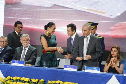 CNE inauguró la jornada electoral en Ecuador.