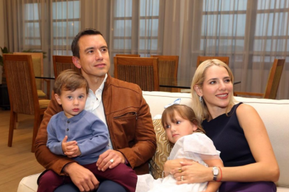 Luego de conocerse las cifras del exit poll, el presidente Daniel Noboa publicó una foto en donde se lo ve junto a su familia.