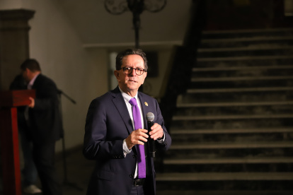 El secretario de Comunicación de la Presidencia, Roberto Izurieta, manifestó la decisión del Gobierno.