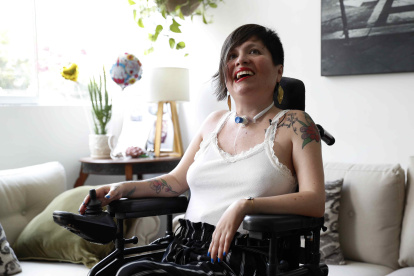 Estrada sufría polimiositis y estuvo atada a un respirador artificial