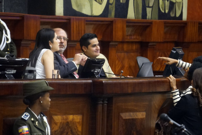 Los resultados de la consulta popular podrían motivar a que los asambleístas cambien de agrupación política, con miras a las elecciones de 2025.