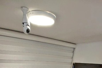 Durante los allanamientos se recabaron varios indicios, como documentos, dispositivos móviles y computadoras